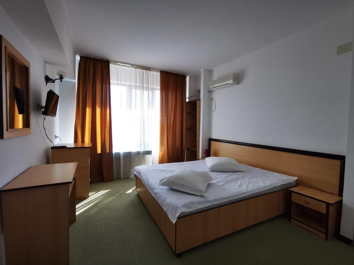 Hotel Unirea Fokszany Zewnętrze zdjęcie